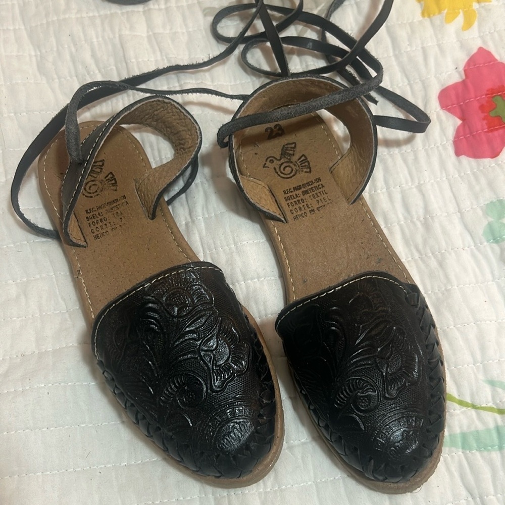 Black Espadrilles/Huaraches, size 7